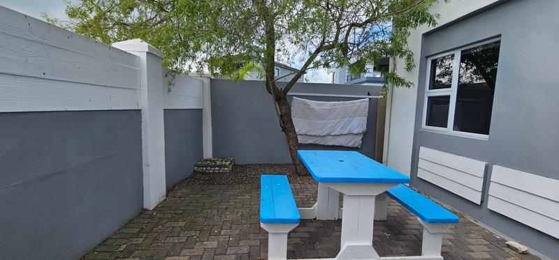 7 Bedroom Property for Sale in Country Club Western Cape